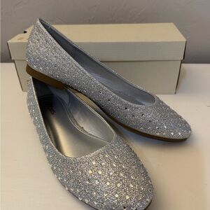 *NEW IN BOX* Esprit Silver Sparkle Flats